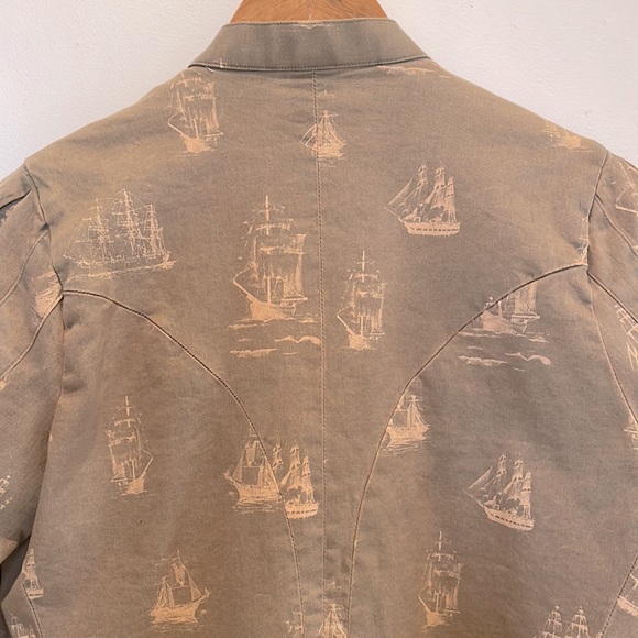 Bolongaro Trevor Peplum Jacket. Size M. Colour Light Olive/Cream. - Picture 8 of 9